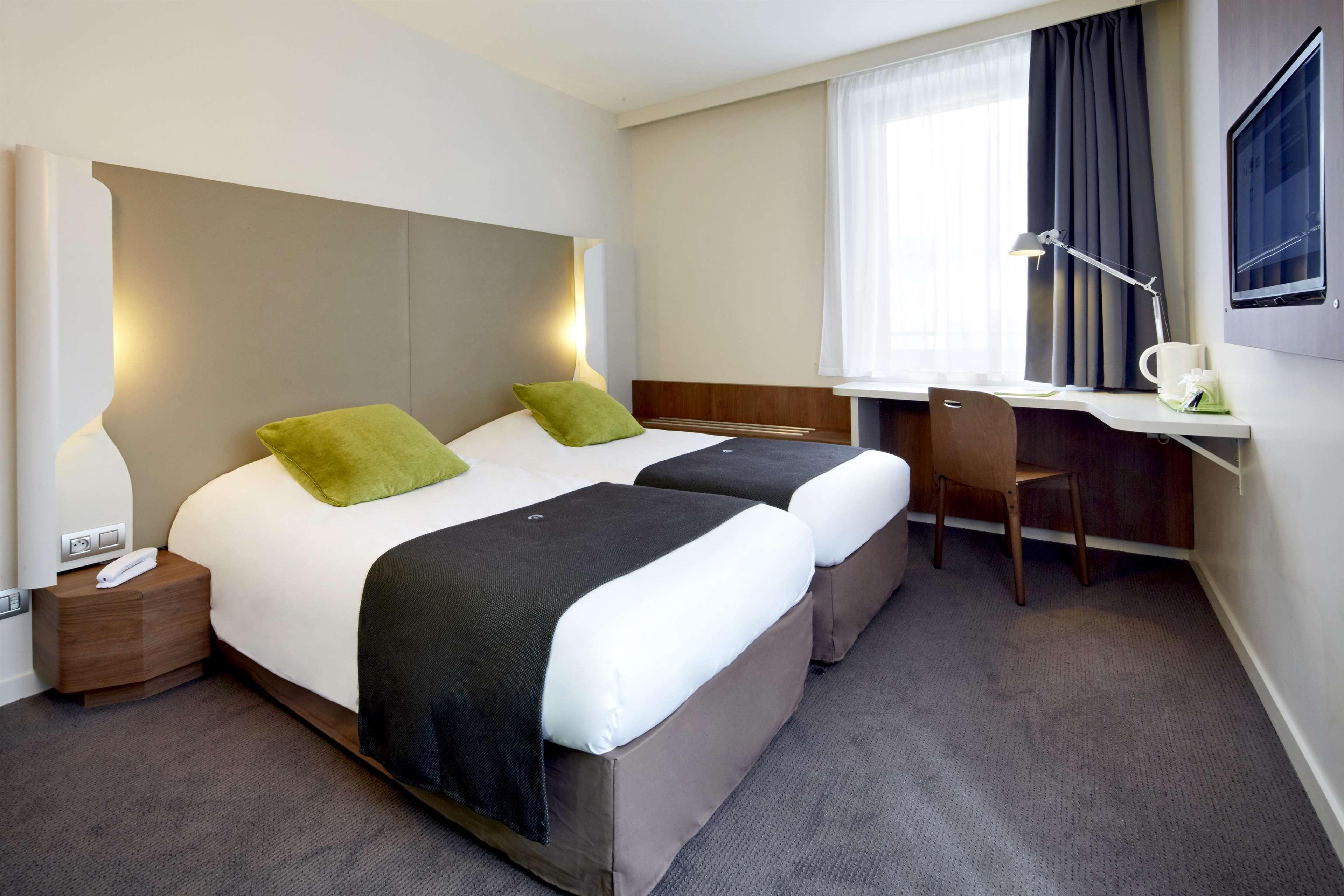 Campanile Annemasse Gare- Geneve Hotel Exterior photo